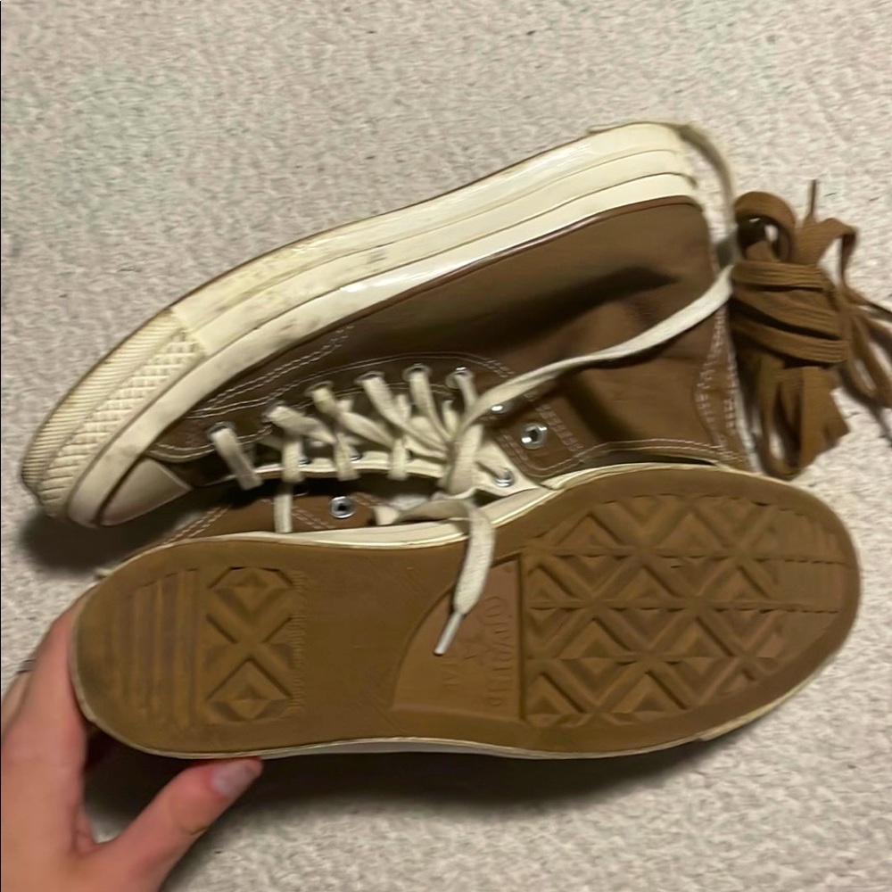 Rare brown carharrt converse